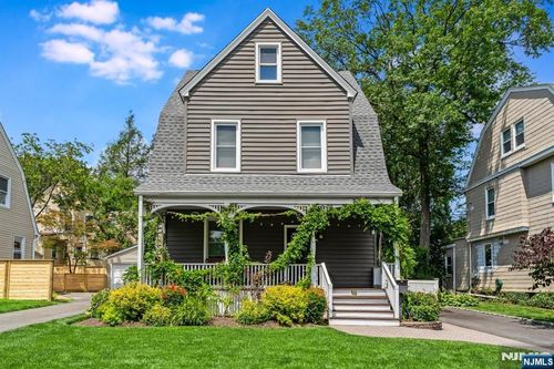 18 Gardiner Pl, Montclair, NJ, 07042-4443 | Card Image