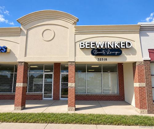 32518 Michigan Ave, Wayne, MI, 48184-1427 | Card Image
