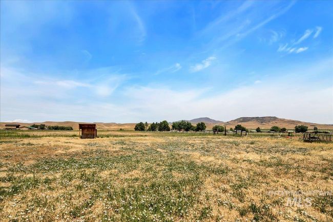 378 E Black Canyon Hwy, House other with 5 bedrooms, 2 bathrooms and null parking in Emmett ID | Image 7