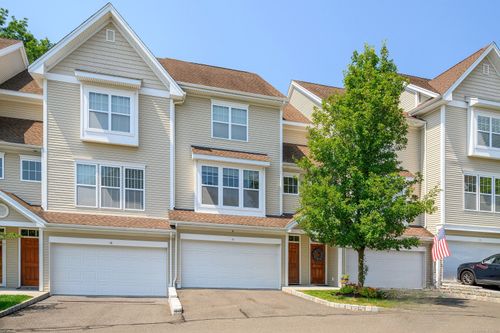 15 Caldwell Ter, Danbury, CT, 06810-5193 | Card Image