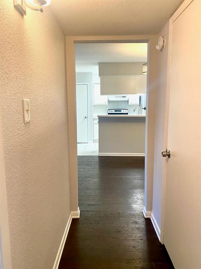 APT-707 - 9000 Bissonnet St, Townhouse with 2 bedrooms, 1 bathrooms and null parking in Houston TX | Image 22