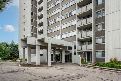 1906 - 375 King St N, Home with 3 bedrooms, 2 bathrooms and 2 parking in Waterloo ON | Image 3