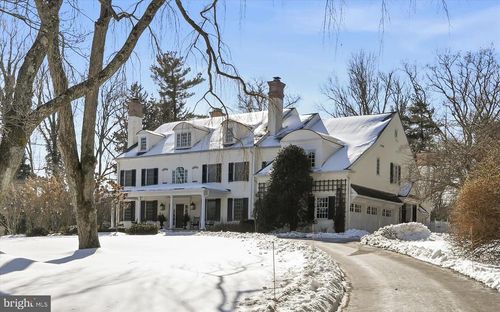 518 Newtown Rd, BERWYN, PA, 19312-2017 | Card Image