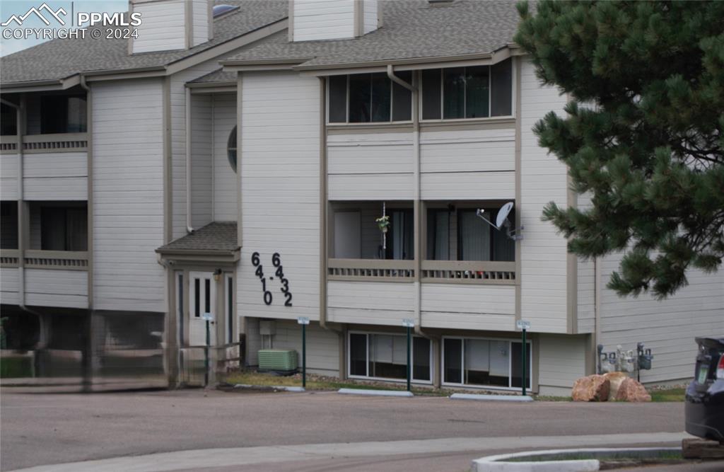 Mcnichols Ct, Colorado Springs, CO 80918