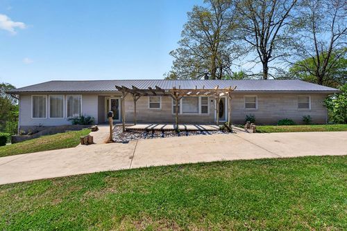 463 Franks Ferry Rd, Sparta, TN, 38583 | Card Image