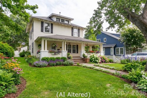 729 5th Ave W, Hendersonville, NC, 28739-4101 | Card Image