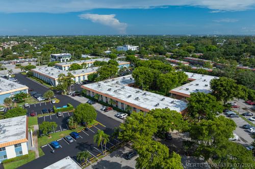 118g-119 Ne 19th Ct, Wilton Manors, FL, 33305-1063 | Card Image