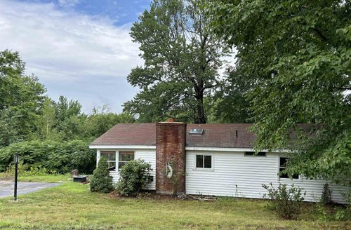 12 Long Stack Ln, Wolfeboro, NH, 03894-4464 | Card Image