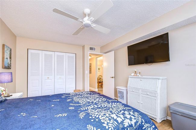 UNIT-109 - 8198 Terrace Garden Dr N, Condo with 2 bedrooms, 2 bathrooms and null parking in ST PETERSBURG FL | Image 18