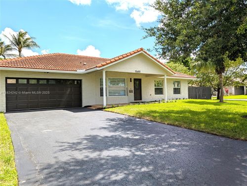 10680 Nw 6th Ct, Coral Springs, FL, 33071-7909 | Card Image