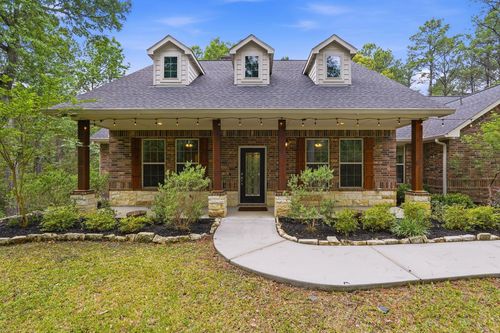323 Dipping Vat Road, Huntsville, TX, 77340 | Card Image
