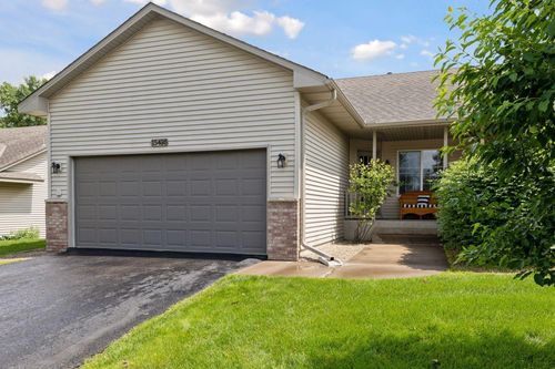 15436 Weaver Lake Rd, Maple Grove, MN, 55311-1832 | Card Image