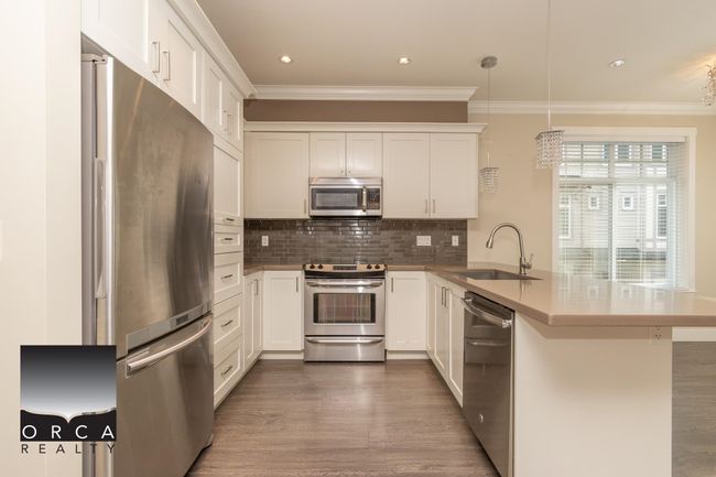 19 - 7090 180 Street Street, Townhouse with 4 bedrooms, 0 bathrooms and 2 parking in Surrey BC | Image 5