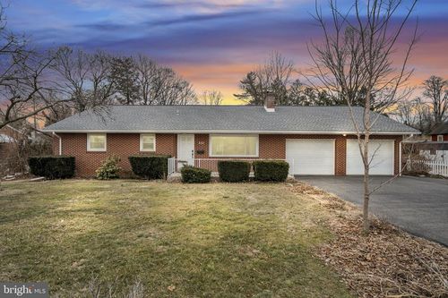 531 Hamilton Street, CARLISLE, PA, 17013 | Card Image