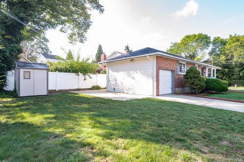 1748 Evergreen Ave, East Meadow, NY, 11554-2412 | Card Image