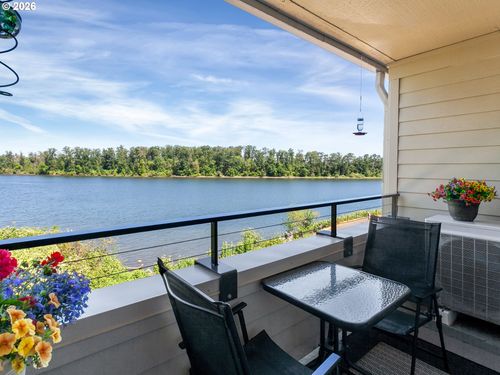 303-5110 S Landing Dr, Portland, OR, 97239 | Card Image