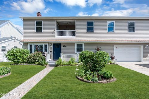 101 River Ct, Belmar, NJ, 07719-2847 | Card Image