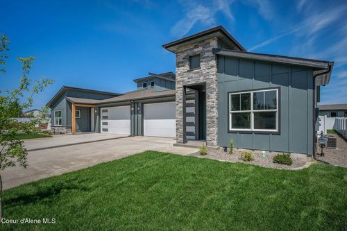 7388 N Breaux Dr, Coeur D Alene, ID, 83815-8436 | Card Image