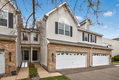 17582 Hackberry Ct, Eden Prairie, MN, 55347-4271 | Card Image