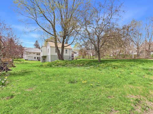 27 Water St, Orono, ME, 04473-4067 | Card Image