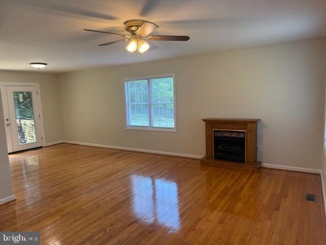 1205 Elm St, House other with 3 bedrooms, 2 bathrooms and null parking in FRONT ROYAL VA | Image 4