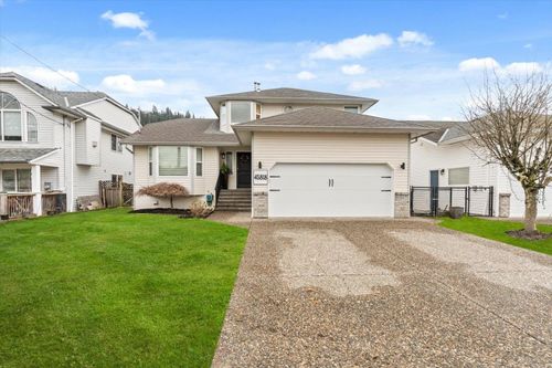 45818 Thomas Rd, Chilliwack, BC, V2R3W9 | Card Image