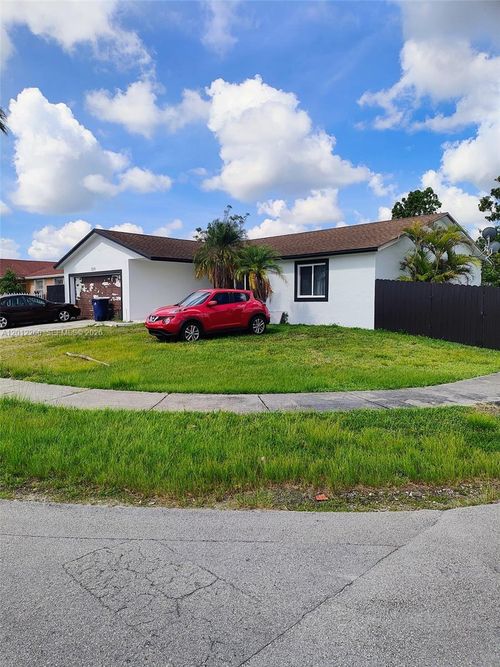 26200 Sw 132nd Pl, Homestead, FL, 33032-6851 | Card Image