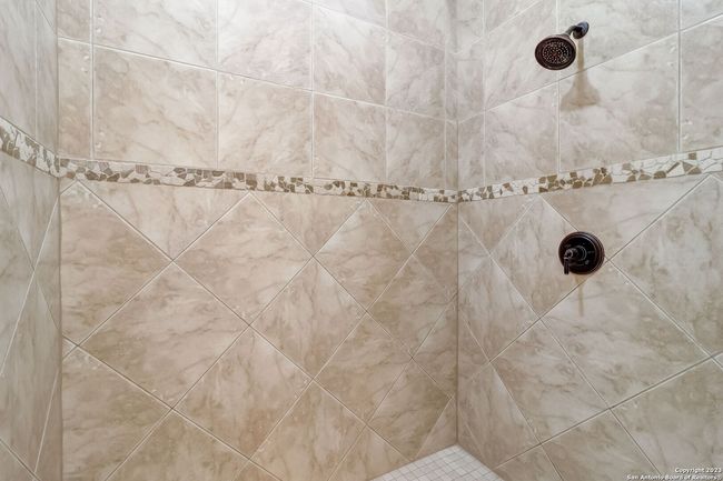 445 Hanging Oak, House other with 4 bedrooms, 4 bathrooms and null parking in Spring Branch TX | Image 21