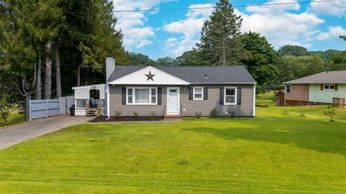 8 Gendron Rd, Moosup, CT, 06354-2003 | Card Image