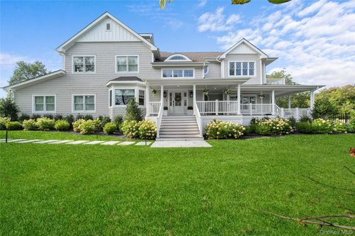 3 True Harbour Way, West Islip, NY, 11795-5147 | Card Image