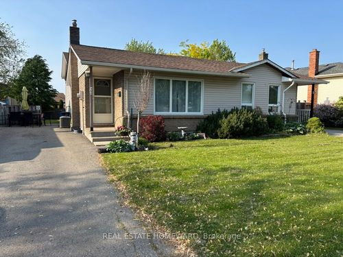 22 Nottingham St, Thorold, ON, L2V4G1 | Card Image