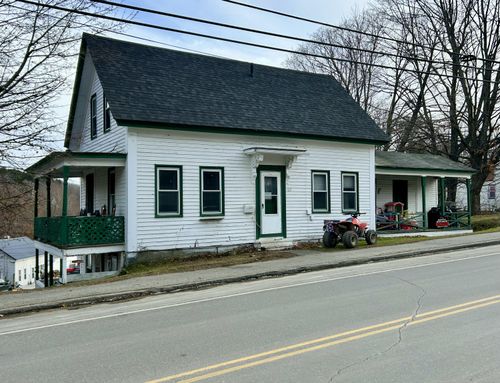 62 Main Street, Dexter, ME, 04930 | Card Image