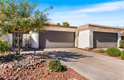 4533 Madreperla St, Las Vegas, NV, 89121-5447 | Card Image