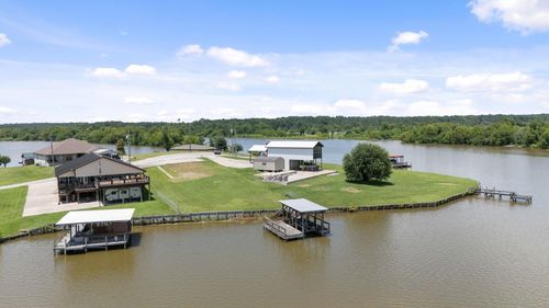 500 Laurel Cv W, Onalaska, TX, 77360-5038 | Card Image