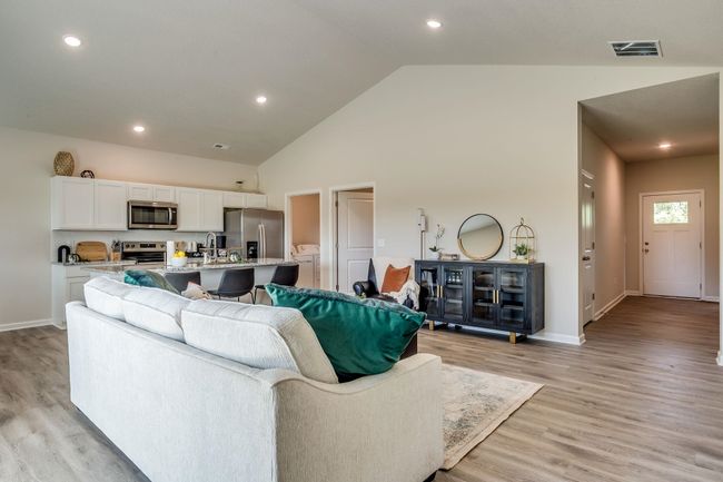 205 Lakeside Dr, House other with 3 bedrooms, 2 bathrooms and null parking in Cheney KS | Image 8