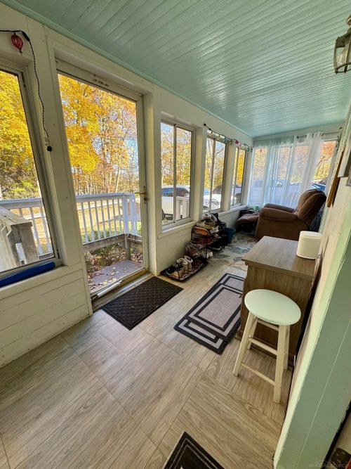 85 Childress Ave, Rochester Hills, MI, 48307-2708 | Card Image