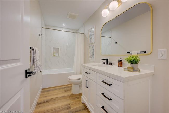 1264 King St N, House other with 5 bedrooms, 2 bathrooms and 5 parking in Saint Jacobs ON | Image 35