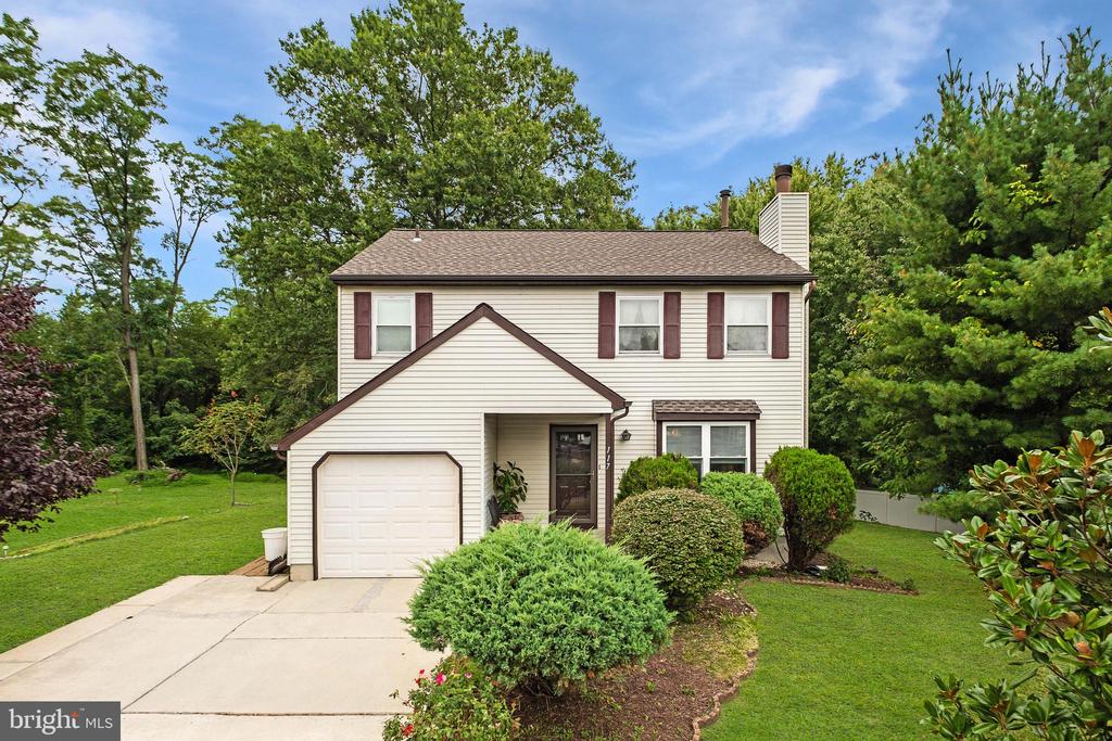 White Birch Ct, Cherry Hill, NJ 08003