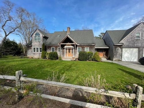 68 Front St, Oak Bluffs, MA, 02557-6905 | Card Image