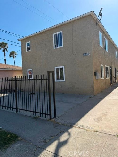 10011 Tenaya Ave, Lynwood, CA, 90262 | Card Image