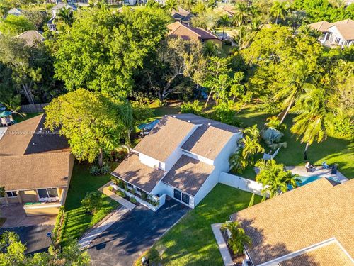 8211 Sw 39th Ct, Davie, FL, 33328-2901 | Card Image