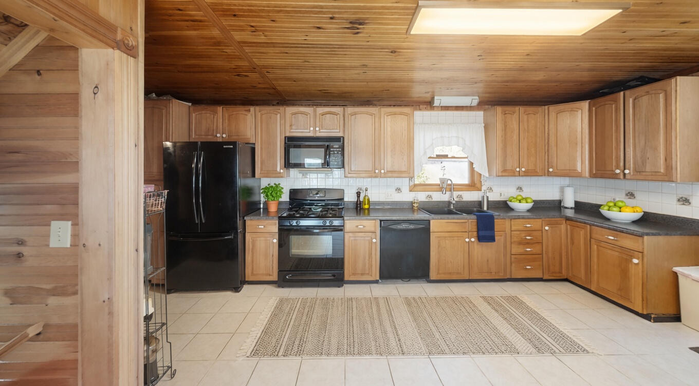 Residential in Holden 2