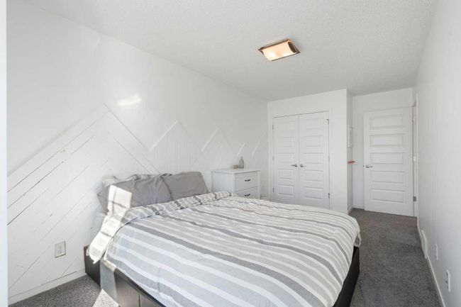 410 Cranford Drive Se, Home with 3 bedrooms, 2 bathrooms and 4 parking in Calgary AB | Image 35