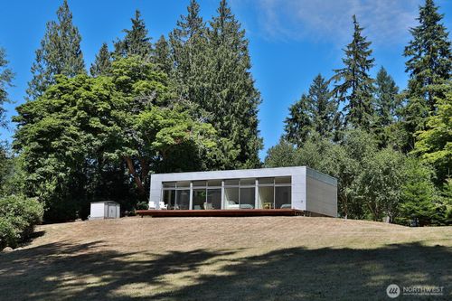 4645 Handy Rd, Clinton, WA, 98236-9434 | Card Image