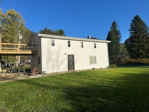 10079 State Route 93 N, New Straitsville, OH, 43766-9606 | Card Image