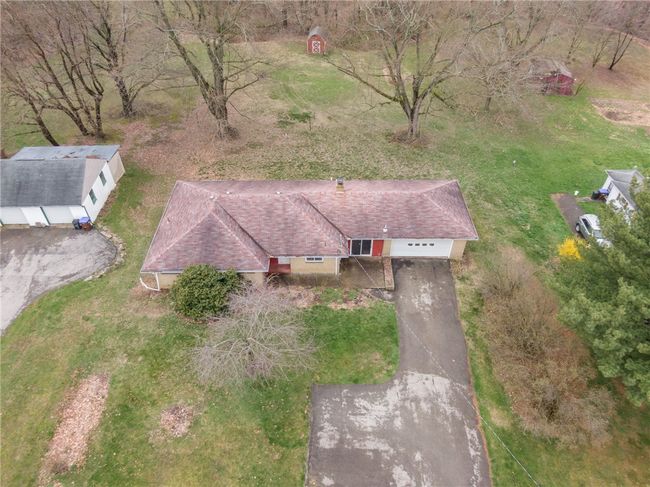 457 Sharon Bedford Rd, House other with 3 bedrooms, 1 bathrooms and 2 parking in West Middlesex PA | Image 4