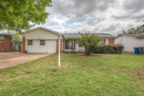 3209 S Oswego Avenue, Tulsa, OK, 74135 | Card Image