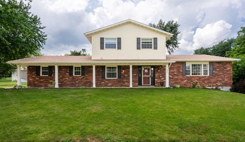 406 S 8th St, Eldridge, IA, 52748-1557 | Card Image