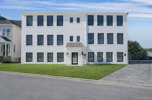 apt-4-74 Nelson Ave, Harrison, NY, 10528-2948 | Card Image