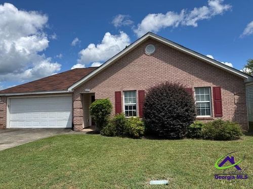108 Emerald Ct, Warner Robins, GA, 31093-7211 | Card Image